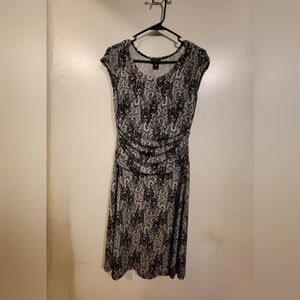 Enfocus Studio Black and White Ruched Sheath Dress